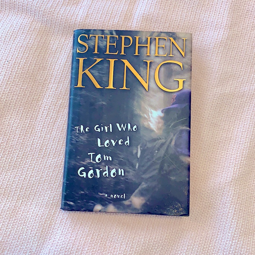 Best Seller Book By Stephen King “The Girl Who Loved Tom Gordon”
